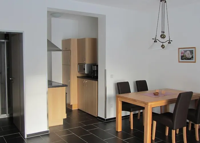 Am Alten Forsthaus Neuenbau