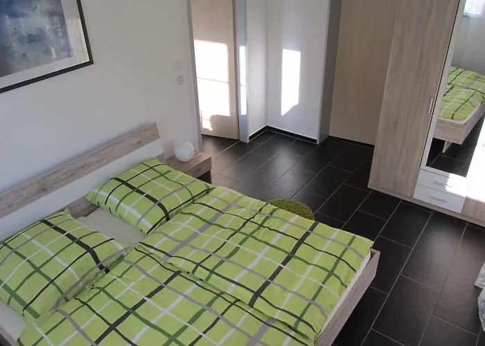 Am Alten Forsthaus Neuenbau